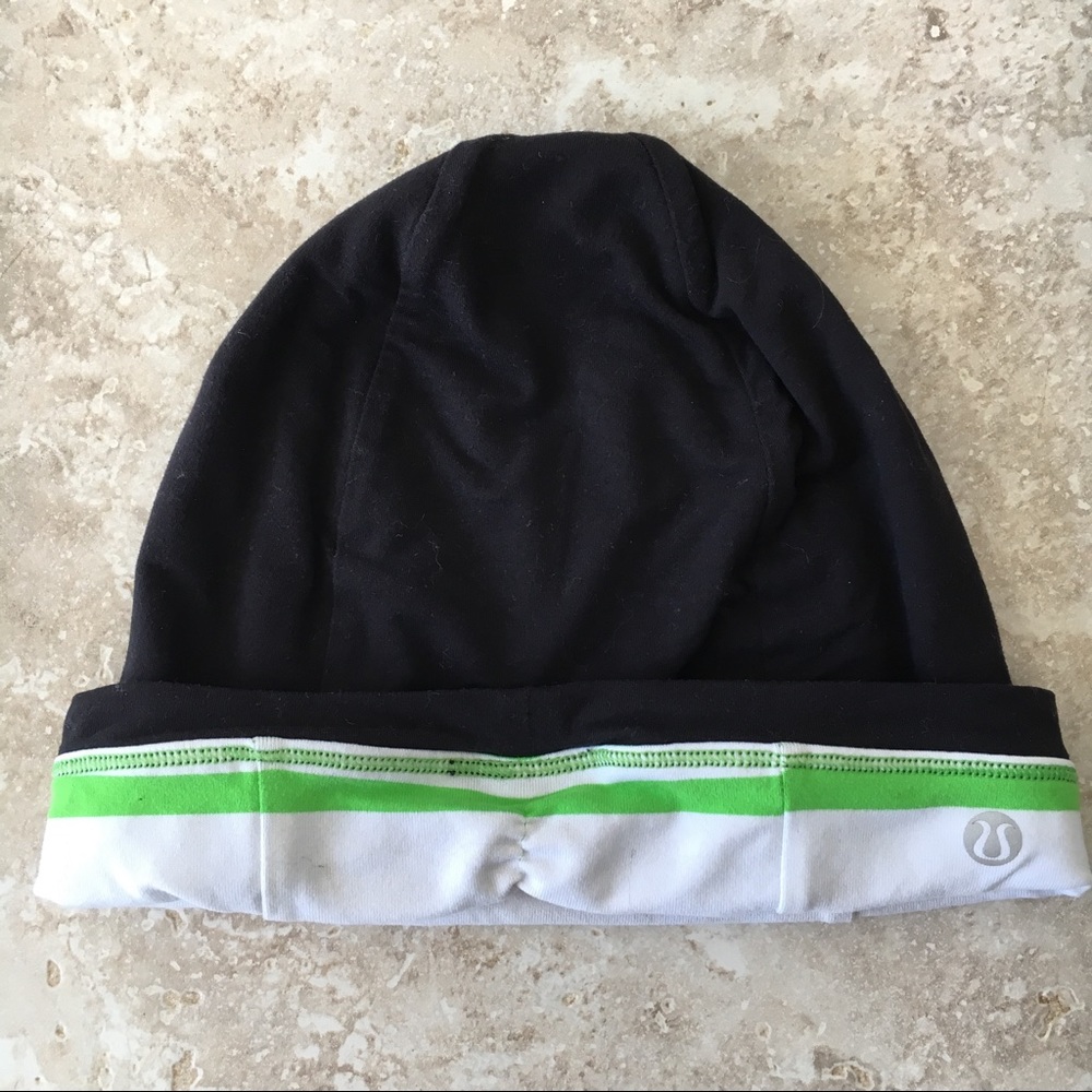 Lululemon Reversible Hat View 3